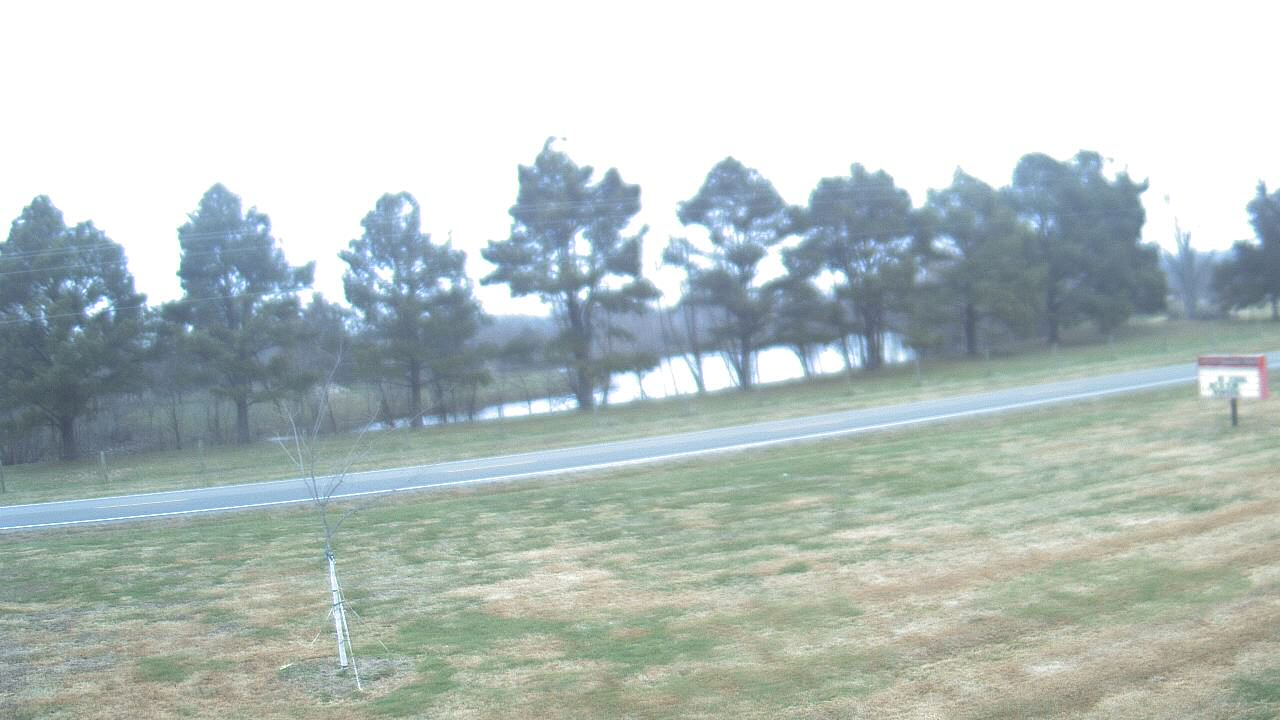 Thumbnail for current weather camera view from Lincoln ES in Pittsburg, Illinois