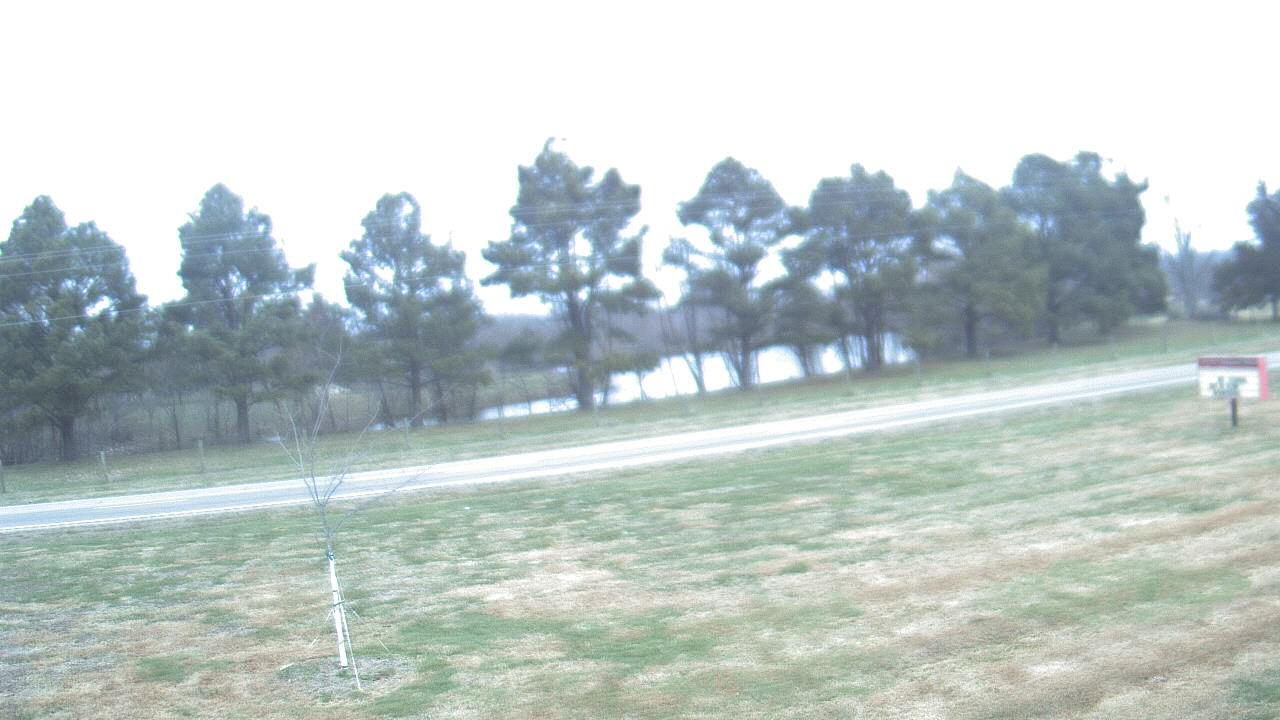 Thumbnail for current weather camera view from Lincoln ES in Pittsburg, Illinois