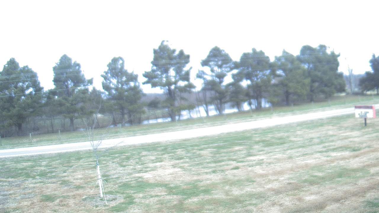 Thumbnail for current weather camera view from Lincoln ES in Pittsburg, Illinois