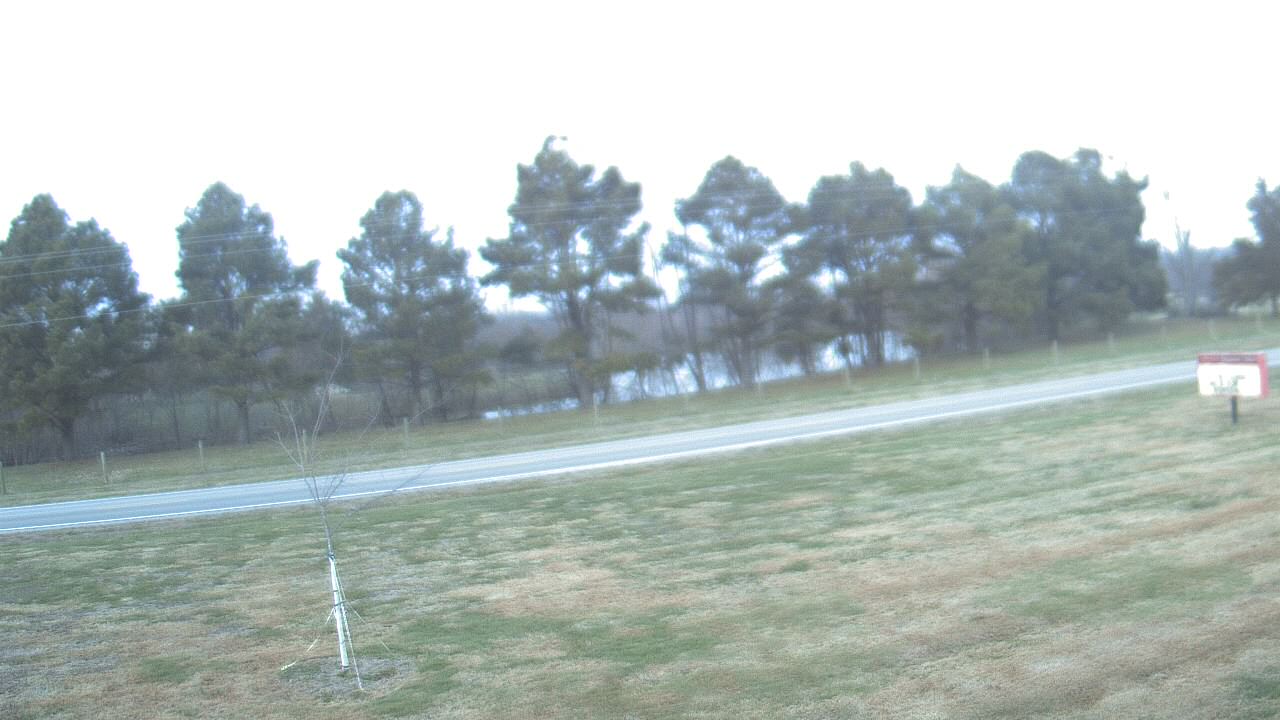 Thumbnail for current weather camera view from Lincoln ES in Pittsburg, Illinois