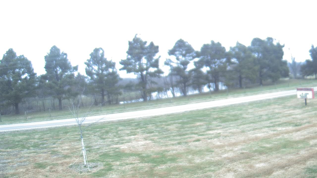 Thumbnail for current weather camera view from Lincoln ES in Pittsburg, Illinois