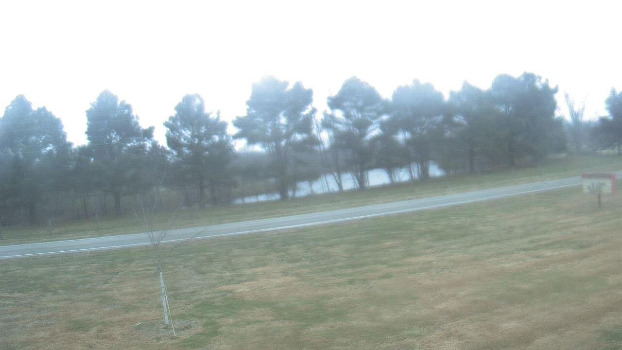 Thumbnail for current weather camera view from Lincoln ES in Pittsburg, Illinois