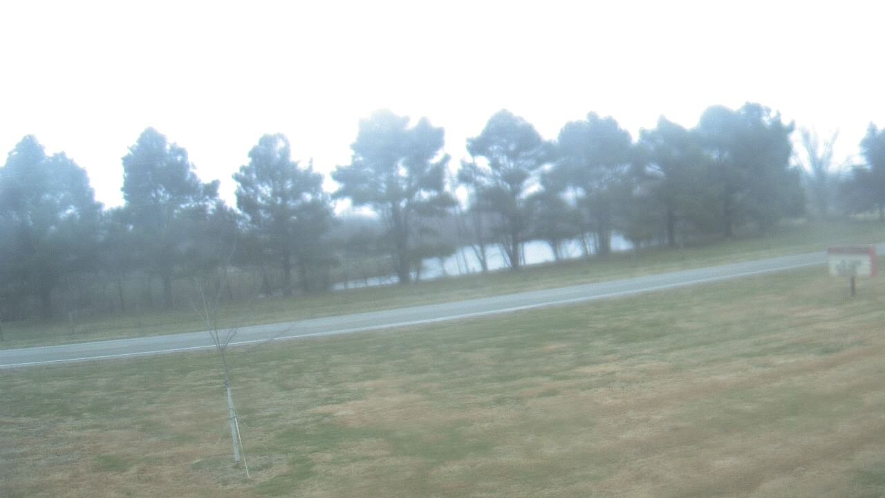 Thumbnail for current weather camera view from Lincoln ES in Pittsburg, Illinois