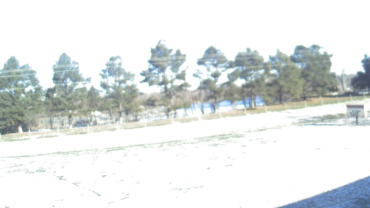 Thumbnail for current weather camera view from Lincoln ES in Pittsburg, Illinois