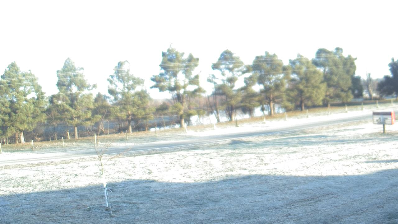 Thumbnail for current weather camera view from Lincoln ES in Pittsburg, Illinois