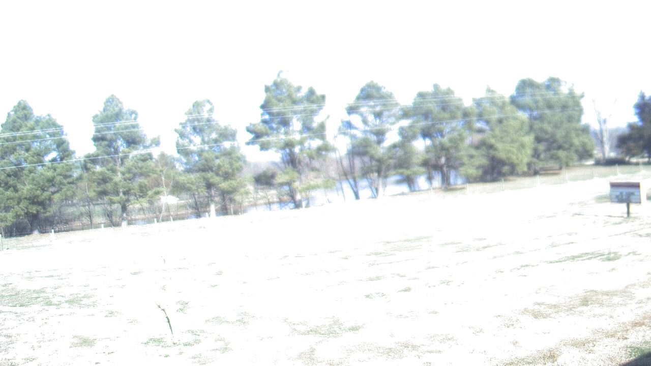 Thumbnail for current weather camera view from Lincoln ES in Pittsburg, Illinois