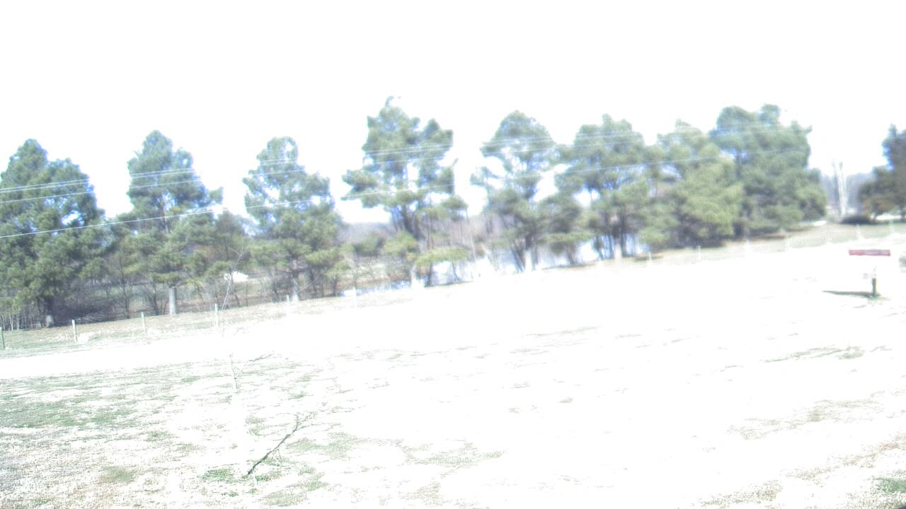 Thumbnail for current weather camera view from Lincoln ES in Pittsburg, Illinois