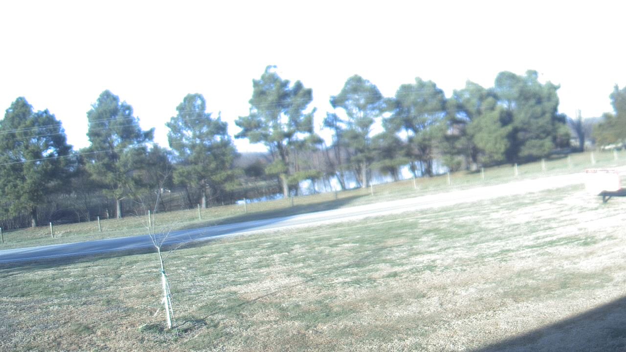 Thumbnail for current weather camera view from Lincoln ES in Pittsburg, Illinois