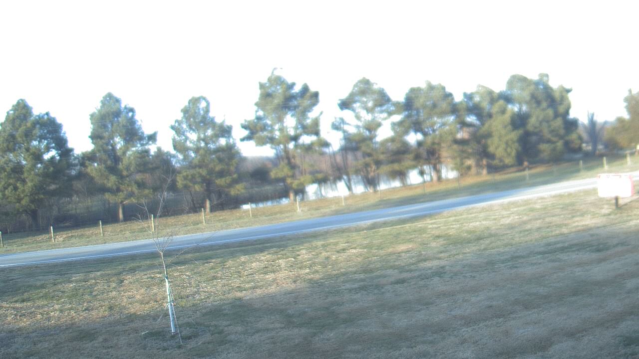 Thumbnail for current weather camera view from Lincoln ES in Pittsburg, Illinois