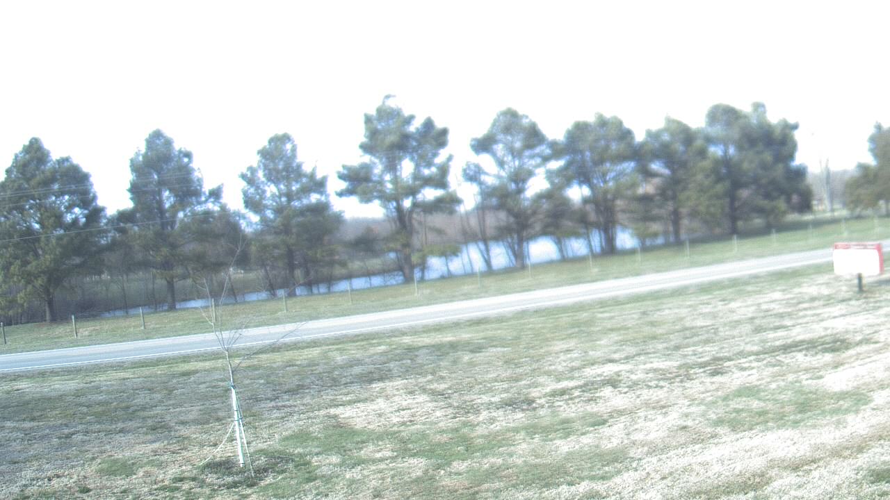 Thumbnail for current weather camera view from Lincoln ES in Pittsburg, Illinois