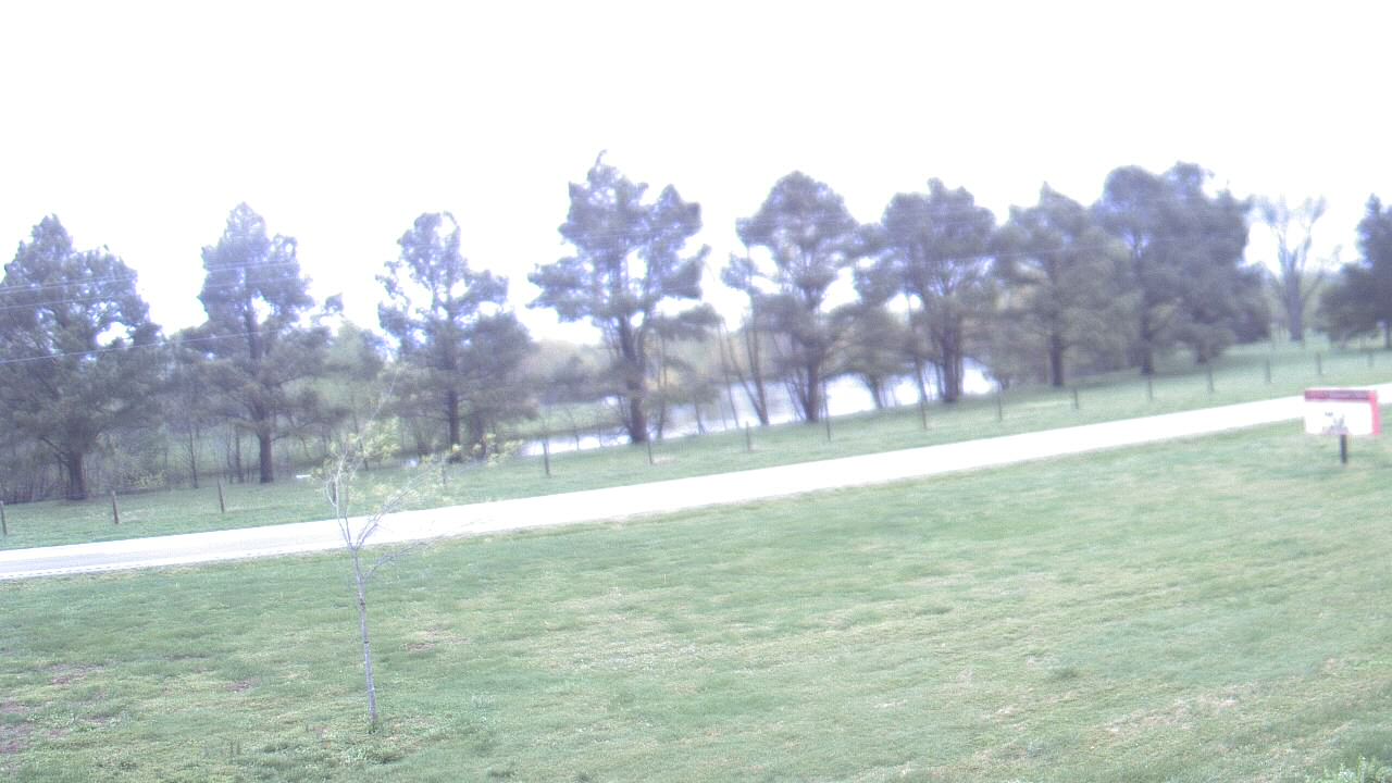 Thumbnail for current weather camera view from Lincoln ES in Pittsburg, Illinois