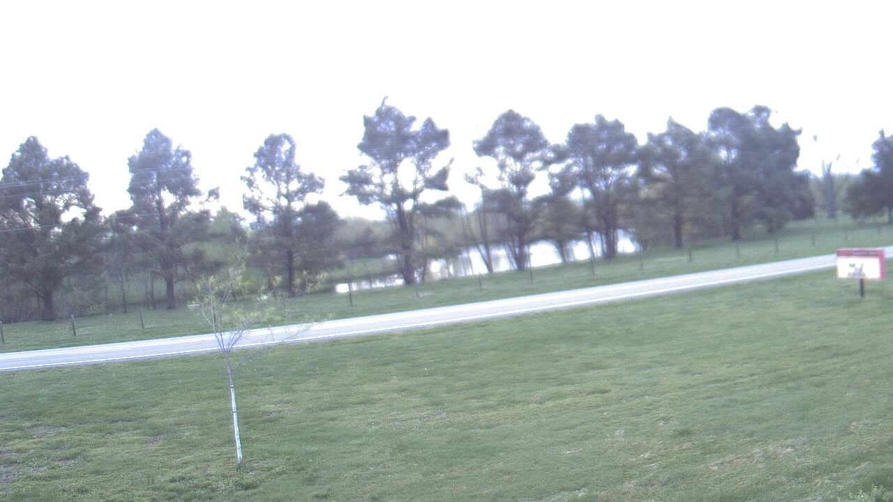 Thumbnail for current weather camera view from Lincoln ES in Pittsburg, Illinois