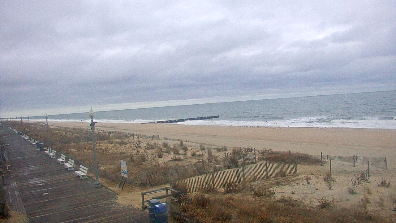 Thumbnail for current weather camera view from Boardwalk Plaza Hotel in Rehoboth Beach, Delaware