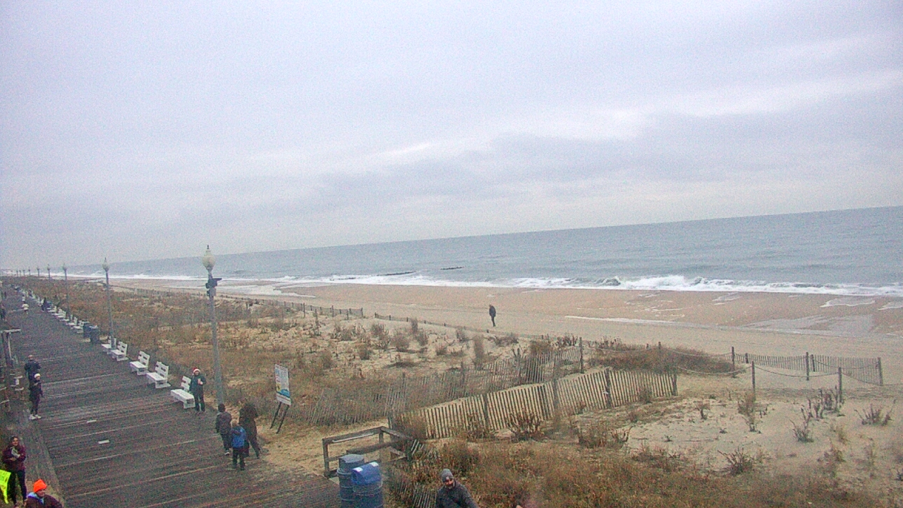 Thumbnail for current weather camera view from Boardwalk Plaza Hotel in Rehoboth Beach, Delaware