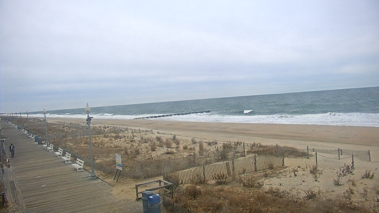 Thumbnail for current weather camera view from Boardwalk Plaza Hotel in Rehoboth Beach, Delaware