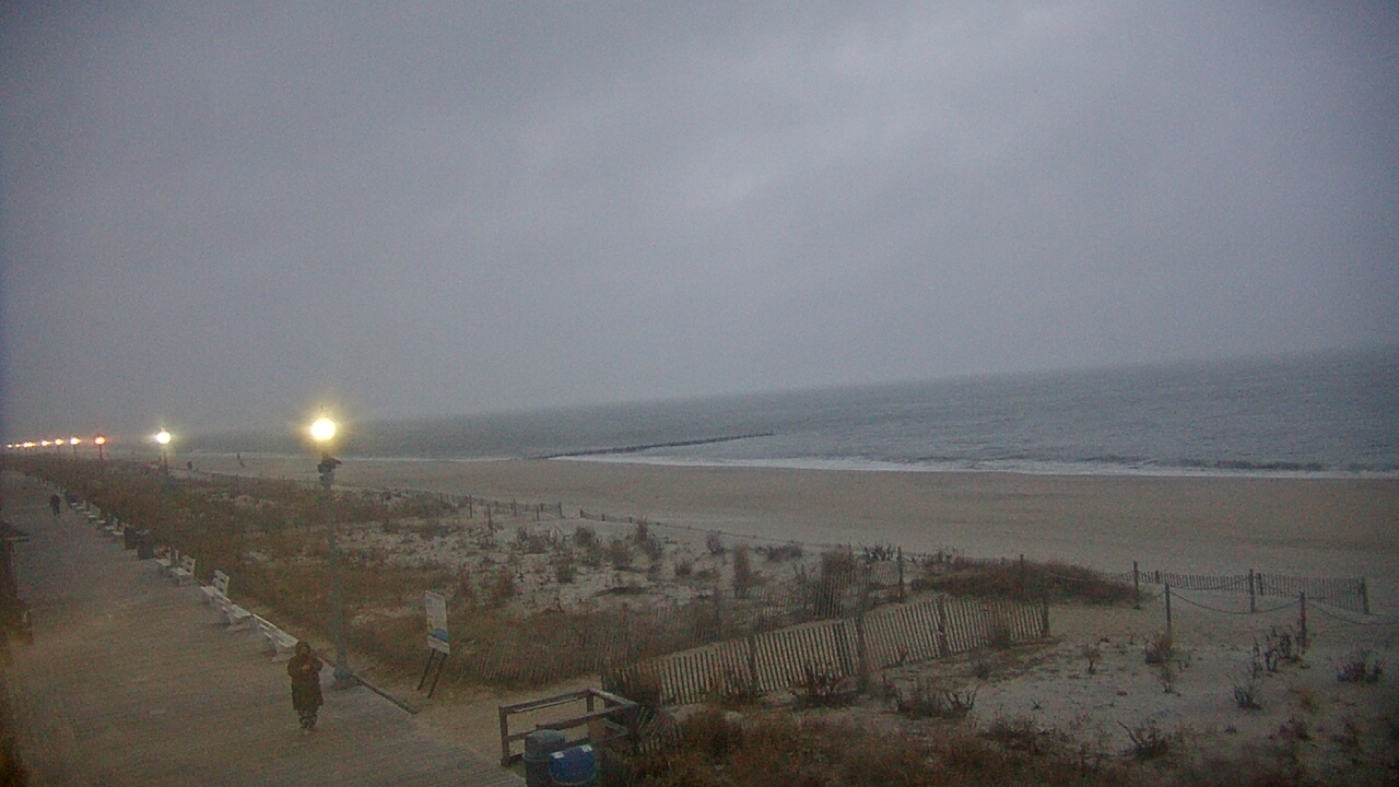 Thumbnail for current weather camera view from Boardwalk Plaza Hotel in Rehoboth Beach, Delaware