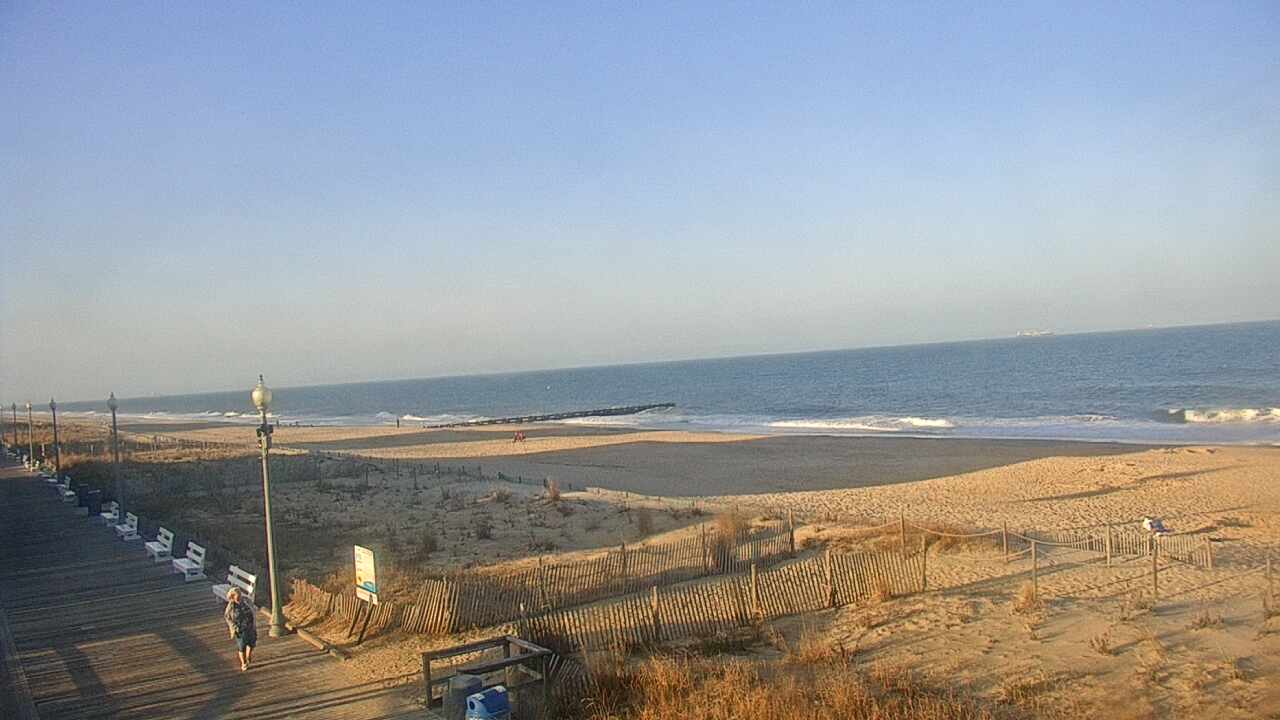 Thumbnail for current weather camera view from Boardwalk Plaza Hotel in Rehoboth Beach, Delaware