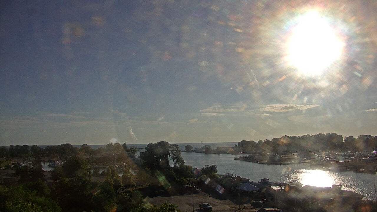 Thumbnail for current weather camera view from Charlotte-Genesee Lighthouse in Rochester, New York