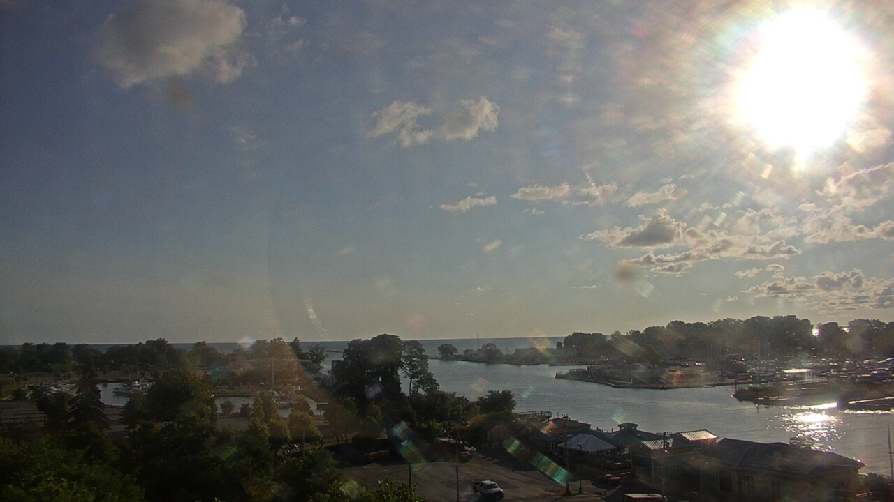 Thumbnail for current weather camera view from Charlotte-Genesee Lighthouse in Rochester, New York
