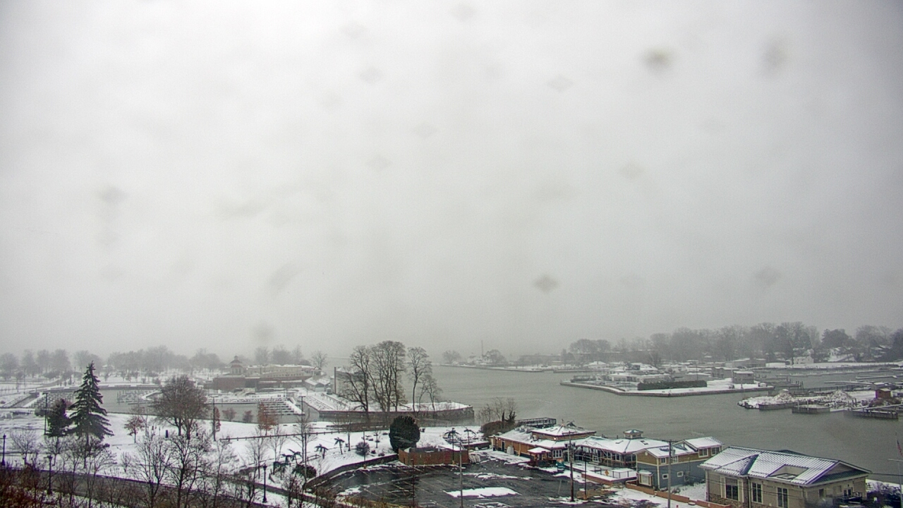 Thumbnail for current weather camera view from Charlotte-Genesee Lighthouse in Rochester, New York
