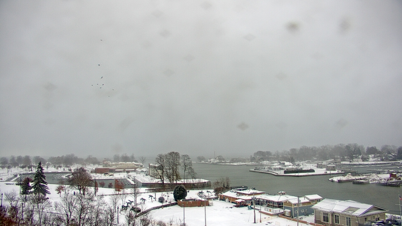 Thumbnail for current weather camera view from Charlotte-Genesee Lighthouse in Rochester, New York