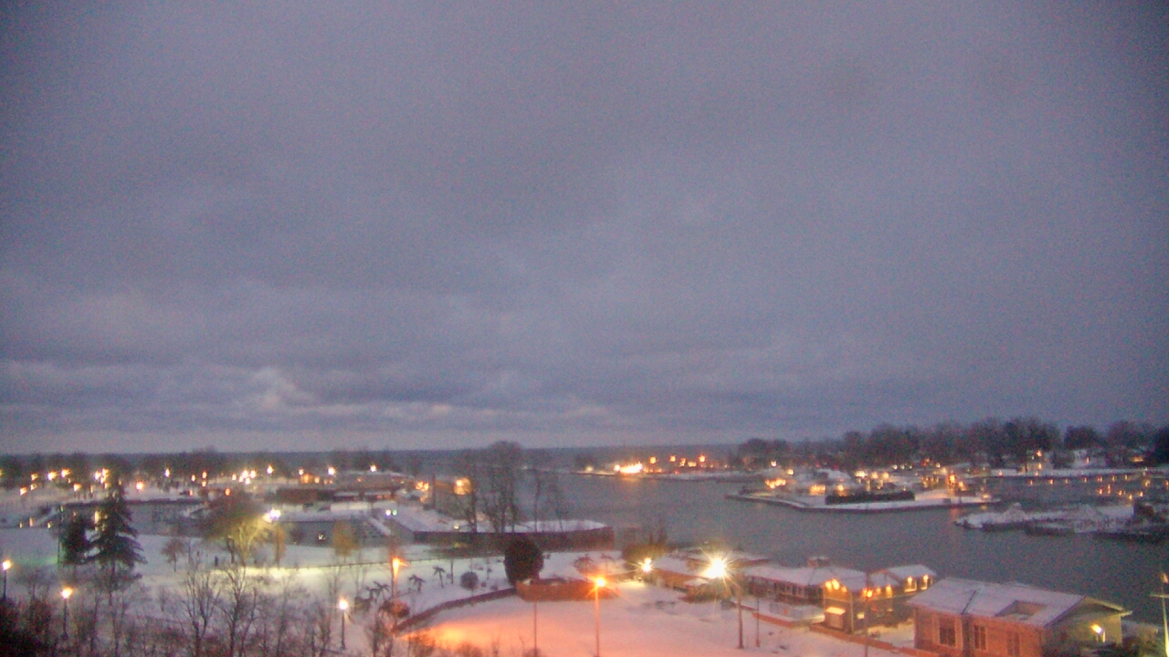 Thumbnail for current weather camera view from Charlotte-Genesee Lighthouse in Rochester, New York