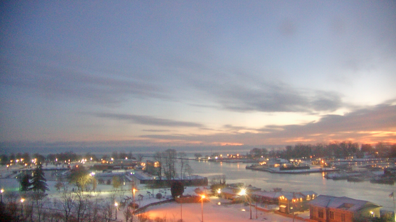 Thumbnail for current weather camera view from Charlotte-Genesee Lighthouse in Rochester, New York