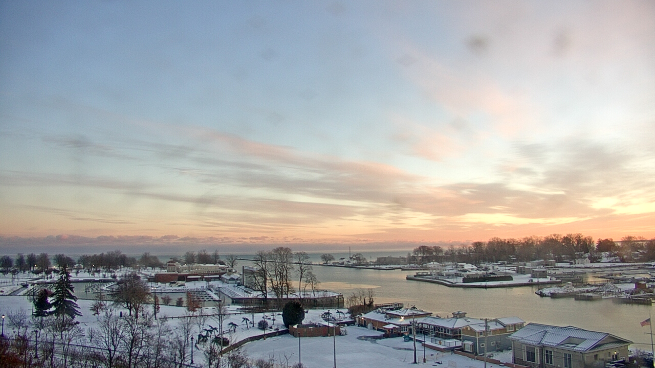 Thumbnail for current weather camera view from Charlotte-Genesee Lighthouse in Rochester, New York