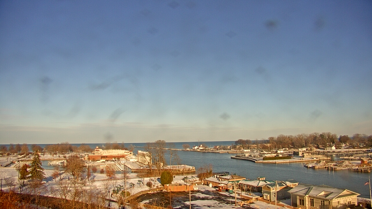 Thumbnail for current weather camera view from Charlotte-Genesee Lighthouse in Rochester, New York
