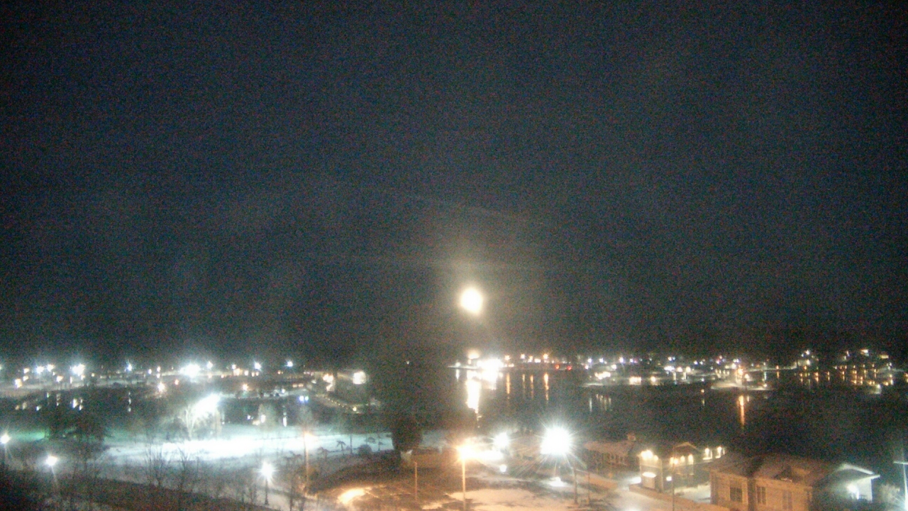 Thumbnail for current weather camera view from Charlotte-Genesee Lighthouse in Rochester, New York
