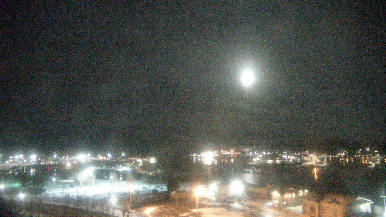 Thumbnail for current weather camera view from Charlotte-Genesee Lighthouse in Rochester, New York