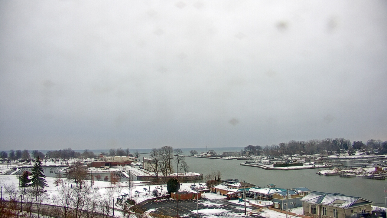 Thumbnail for current weather camera view from Charlotte-Genesee Lighthouse in Rochester, New York