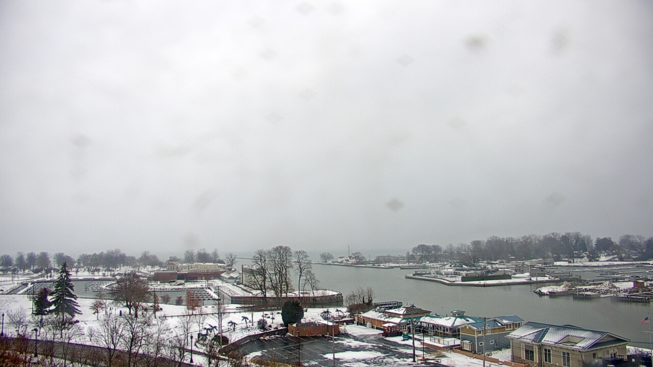 Thumbnail for current weather camera view from Charlotte-Genesee Lighthouse in Rochester, New York