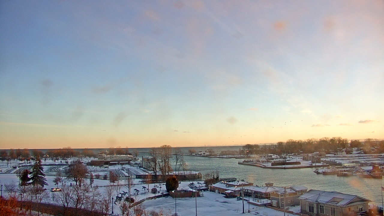 Thumbnail for current weather camera view from Charlotte-Genesee Lighthouse in Rochester, New York