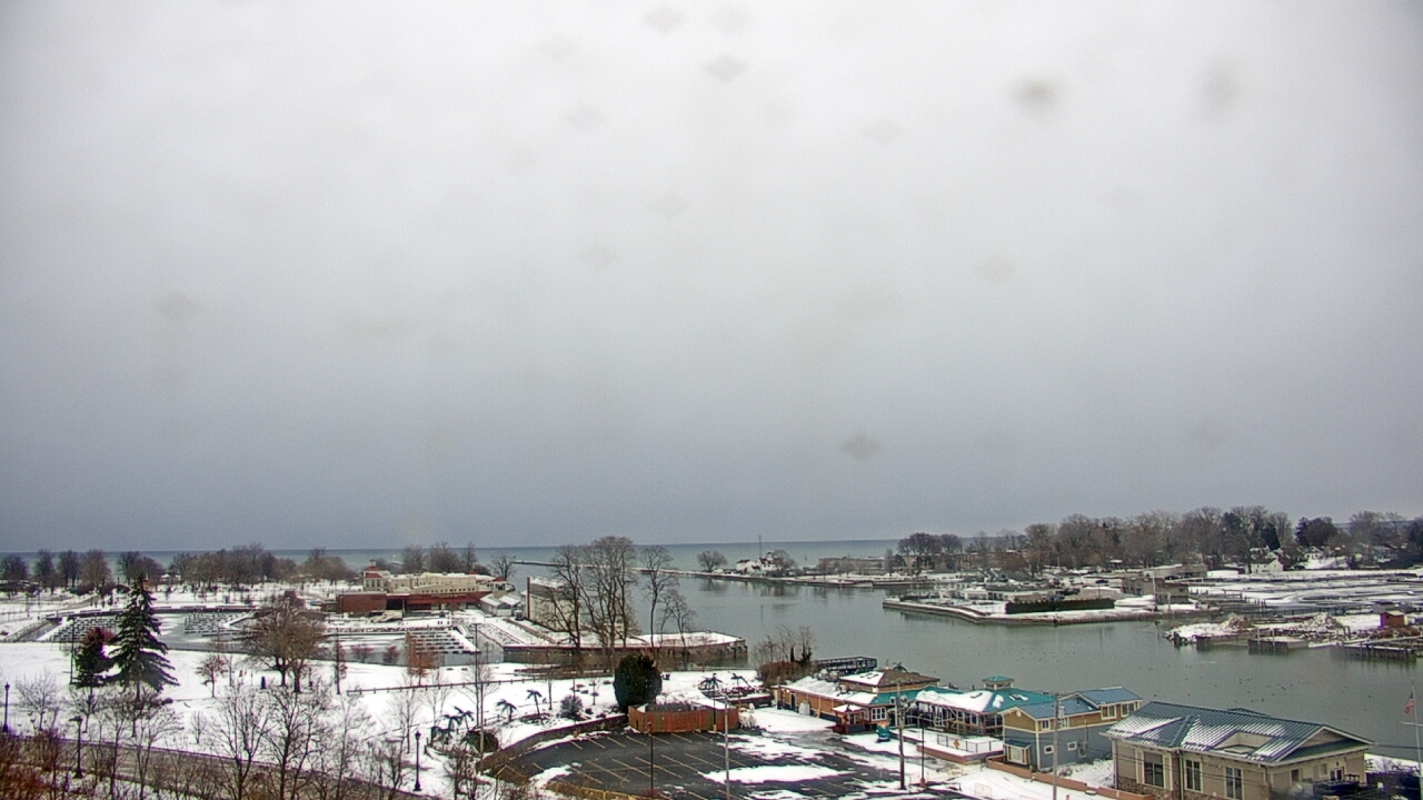 Thumbnail for current weather camera view from Charlotte-Genesee Lighthouse in Rochester, New York