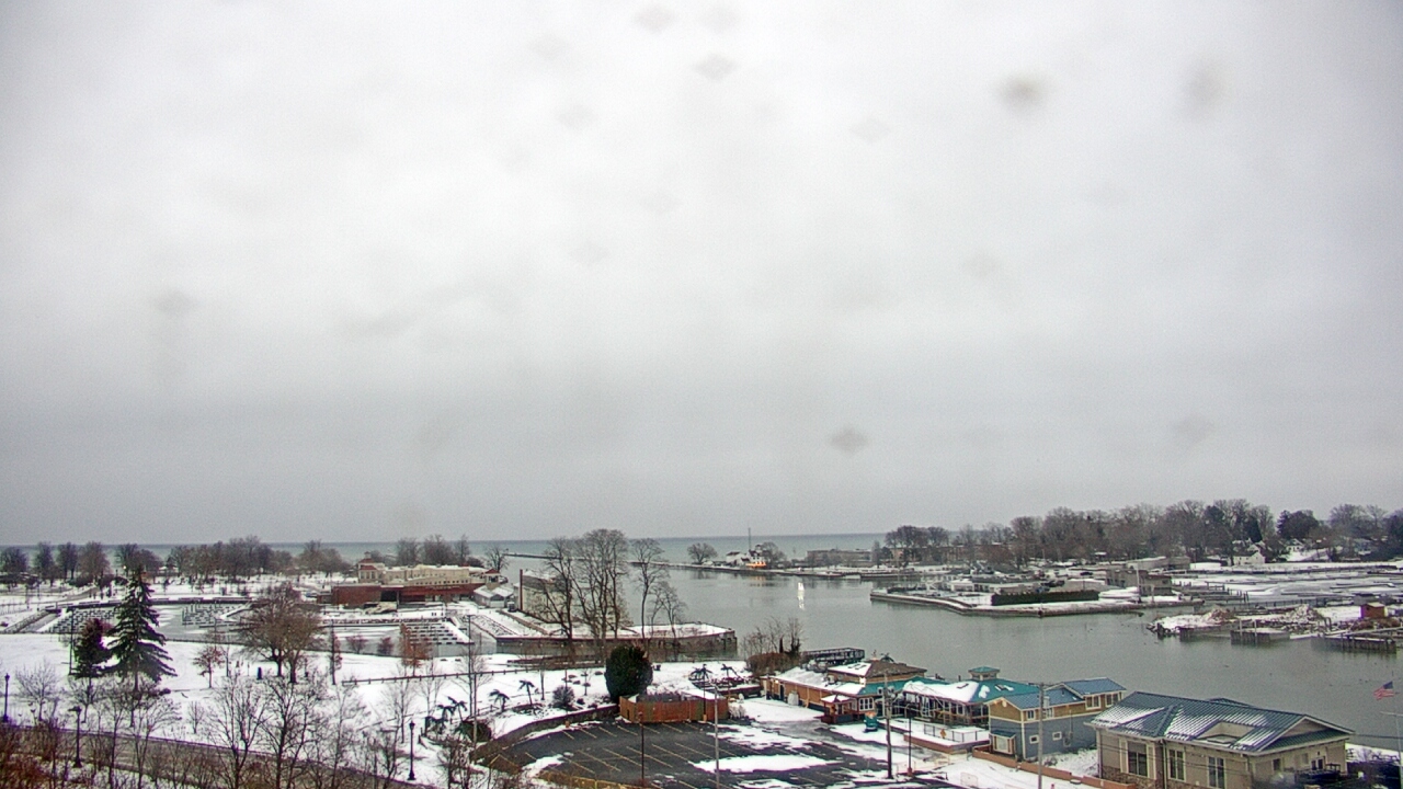 Thumbnail for current weather camera view from Charlotte-Genesee Lighthouse in Rochester, New York