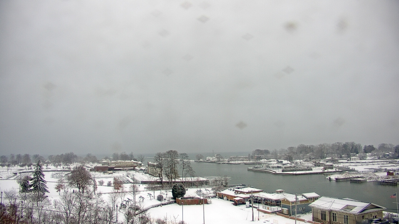 Thumbnail for current weather camera view from Charlotte-Genesee Lighthouse in Rochester, New York