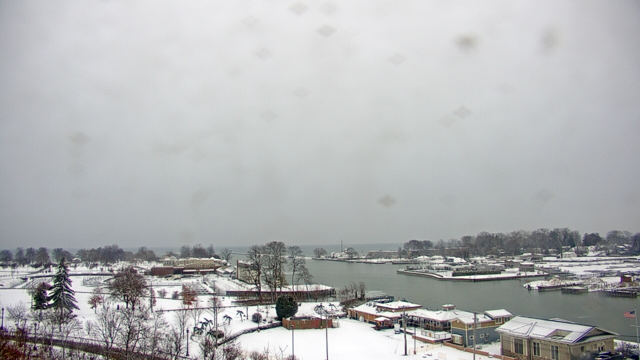 Thumbnail for current weather camera view from Charlotte-Genesee Lighthouse in Rochester, New York