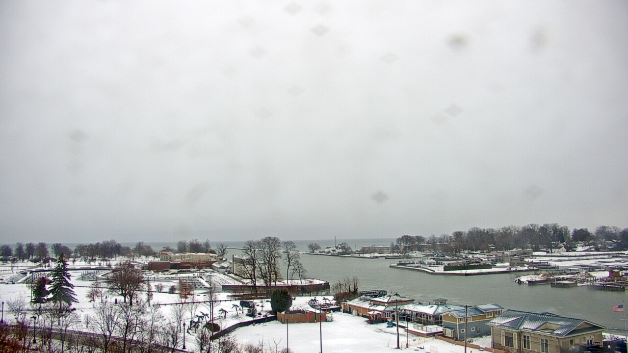 Thumbnail for current weather camera view from Charlotte-Genesee Lighthouse in Rochester, New York