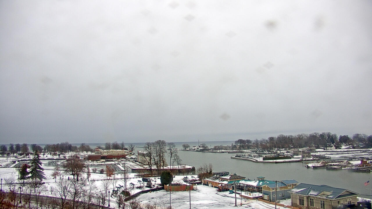 Thumbnail for current weather camera view from Charlotte-Genesee Lighthouse in Rochester, New York