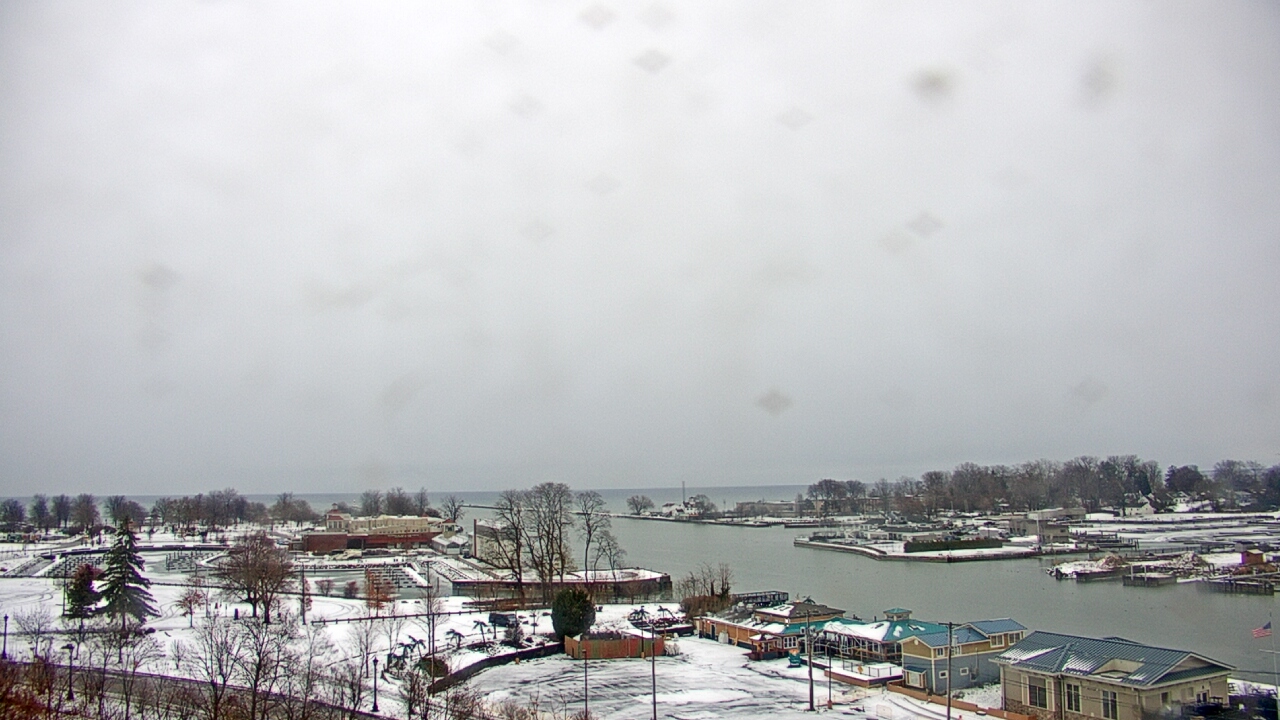 Thumbnail for current weather camera view from Charlotte-Genesee Lighthouse in Rochester, New York
