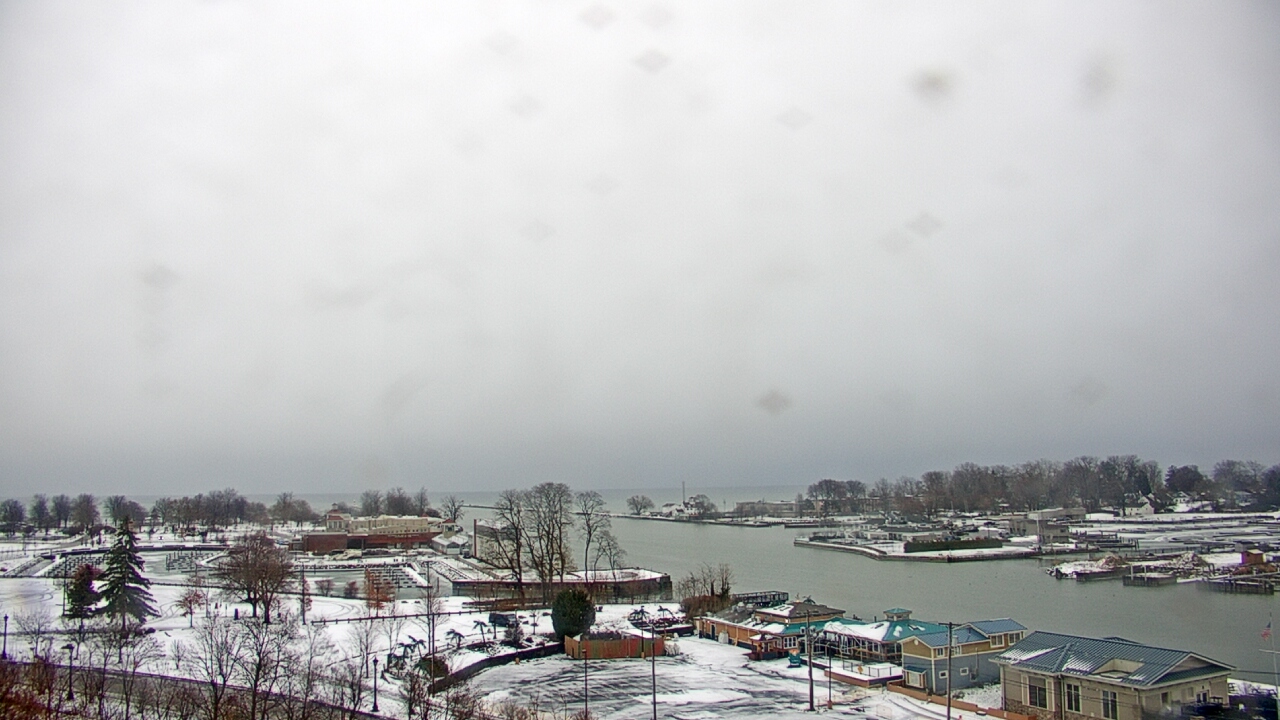 Thumbnail for current weather camera view from Charlotte-Genesee Lighthouse in Rochester, New York