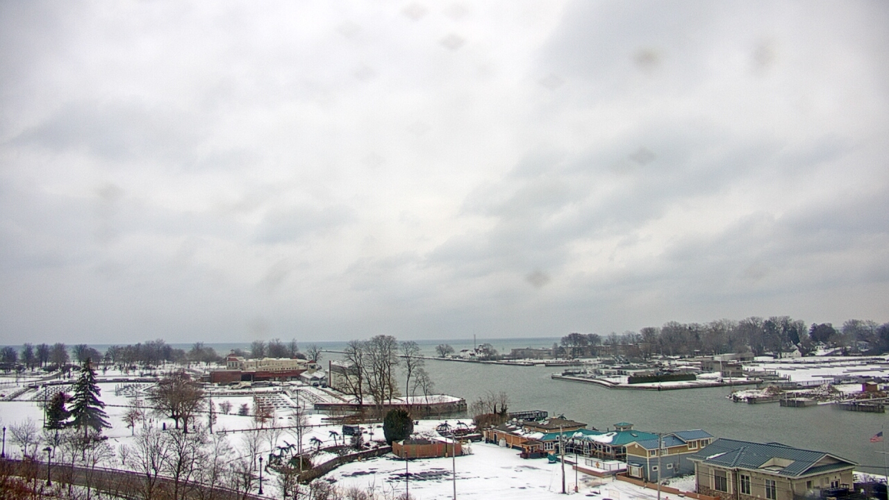 Thumbnail for current weather camera view from Charlotte-Genesee Lighthouse in Rochester, New York
