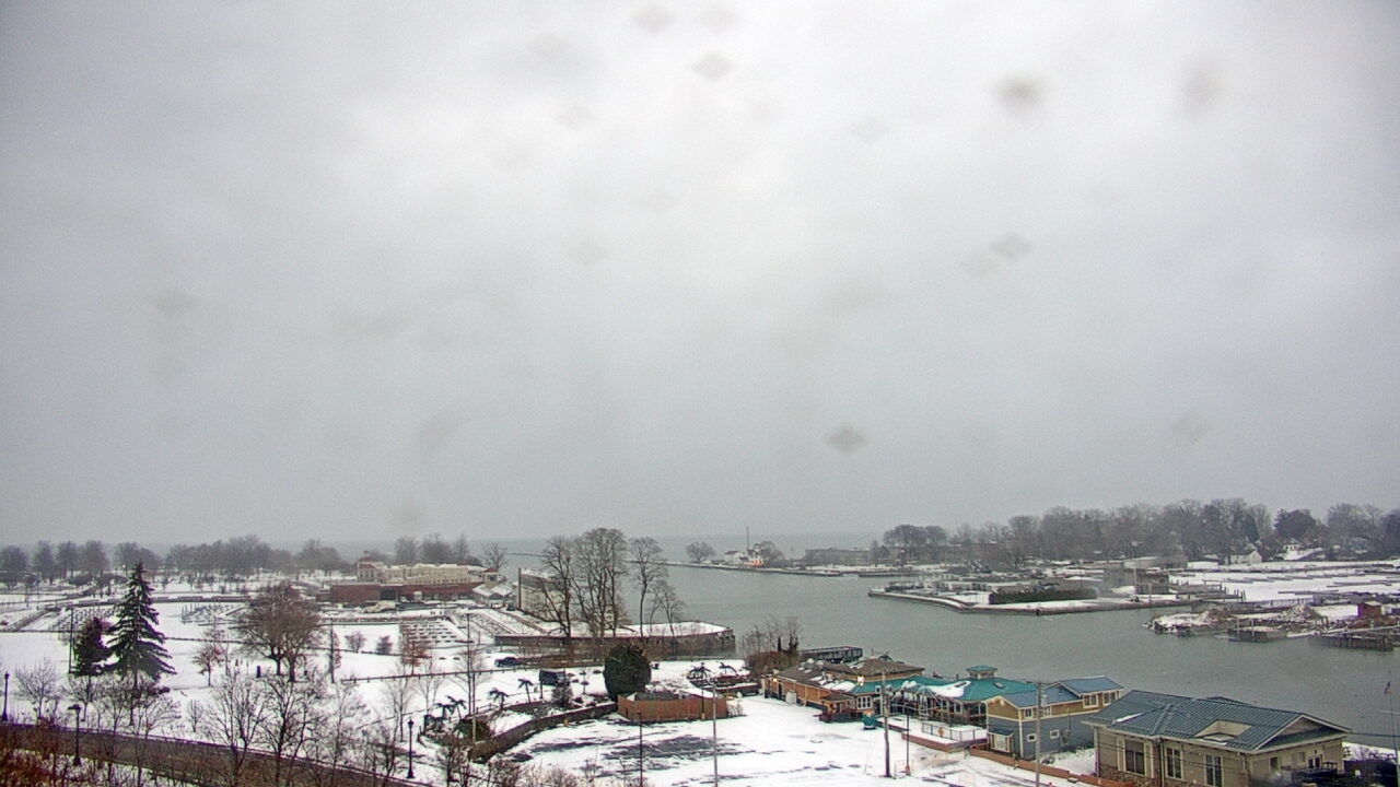 Thumbnail for current weather camera view from Charlotte-Genesee Lighthouse in Rochester, New York