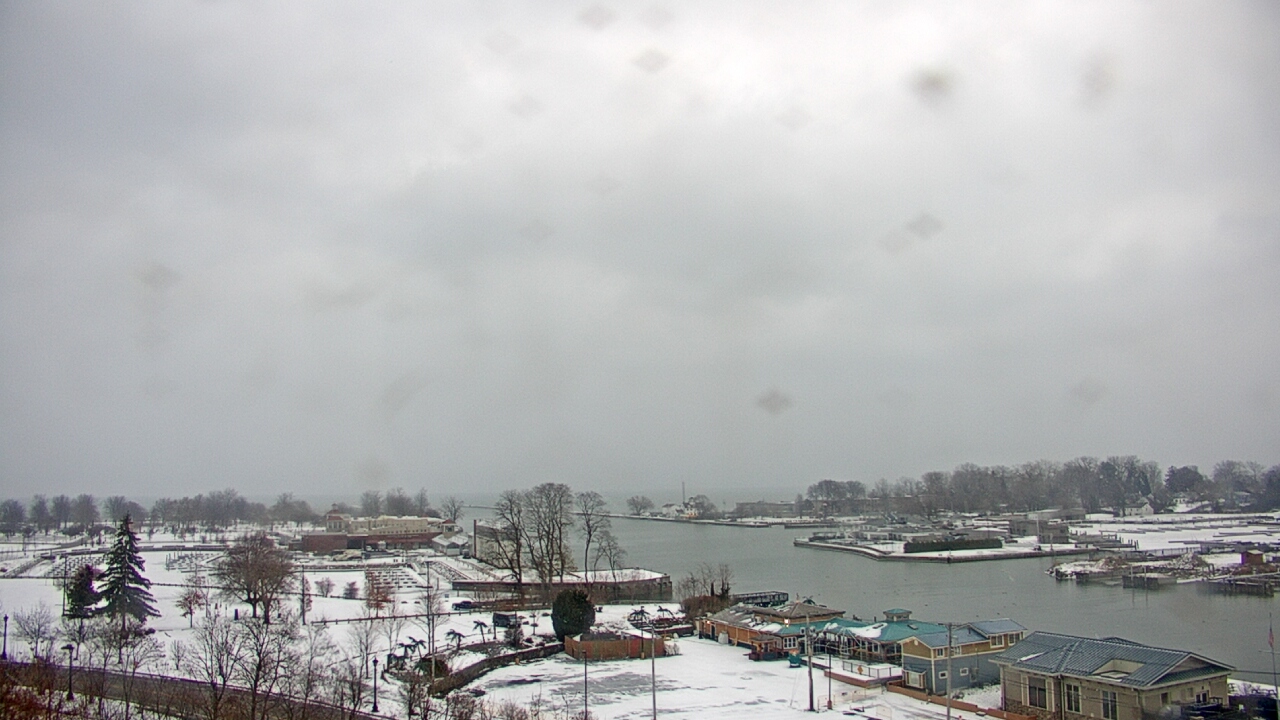 Thumbnail for current weather camera view from Charlotte-Genesee Lighthouse in Rochester, New York
