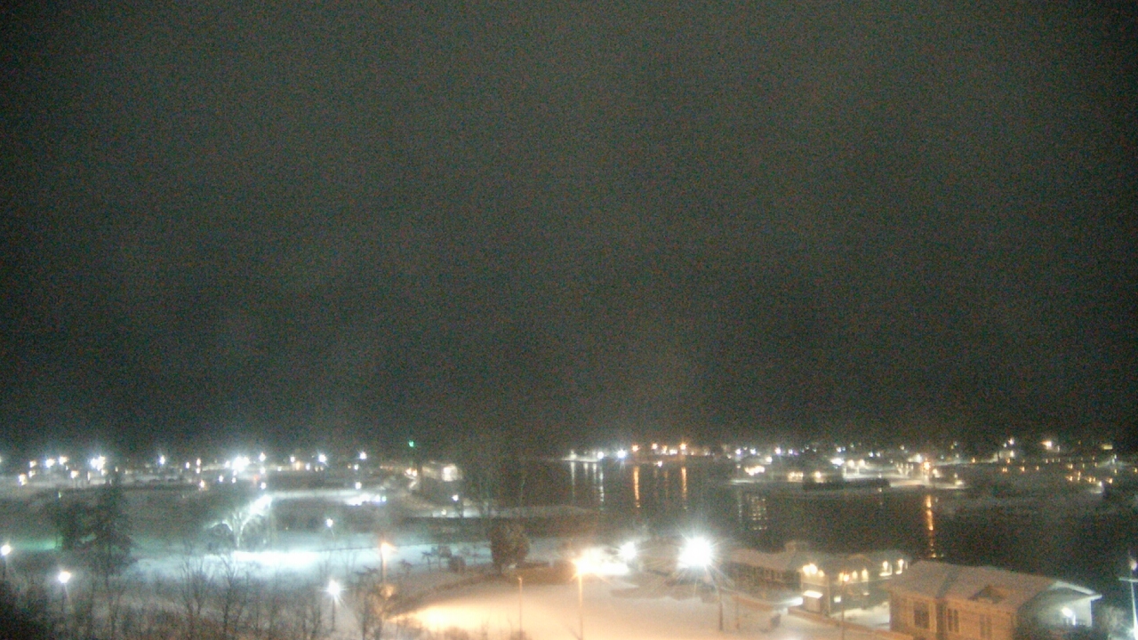 Thumbnail for current weather camera view from Charlotte-Genesee Lighthouse in Rochester, New York