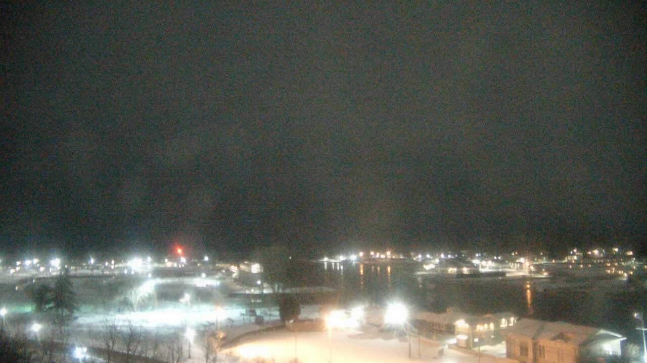 Thumbnail for current weather camera view from Charlotte-Genesee Lighthouse in Rochester, New York