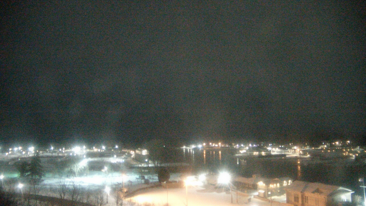 Thumbnail for current weather camera view from Charlotte-Genesee Lighthouse in Rochester, New York