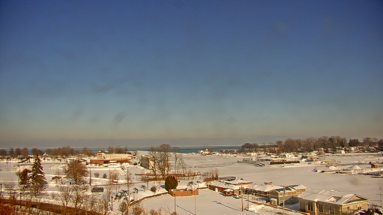 Thumbnail for current weather camera view from Charlotte-Genesee Lighthouse in Rochester, New York