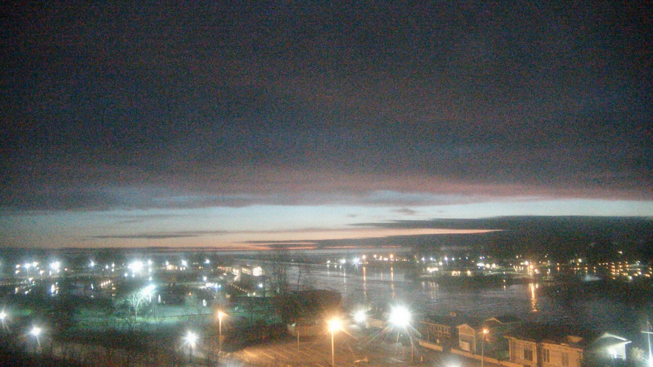 Thumbnail for current weather camera view from Charlotte-Genesee Lighthouse in Rochester, New York